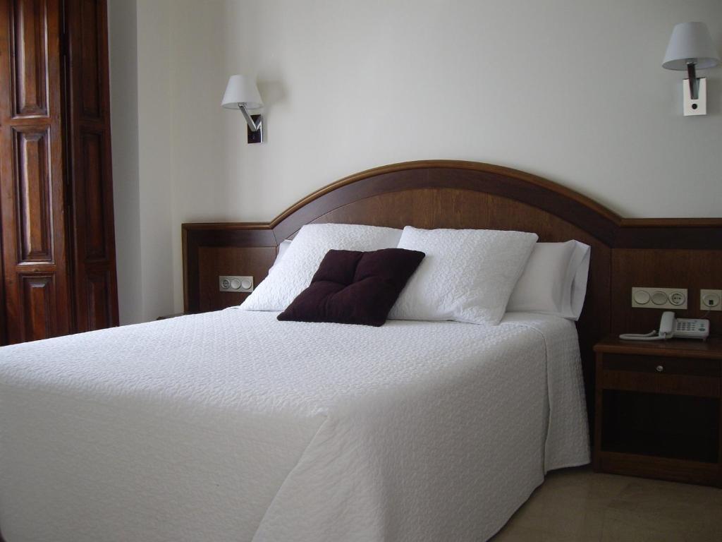 Hotel San Sebastian Hospederia Сьеса Номер фото